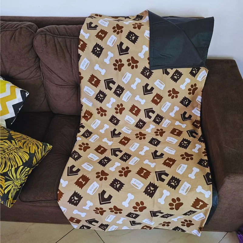 Capa Protetora de Sofá para Cães e Gatos - Contra Pelos e Líquidos - Com Forro Impermeável - 135x135